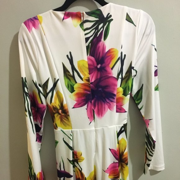 Multi-Colored Long Sleeve Fitted Dress - Item#25 - Picture 4 of 5